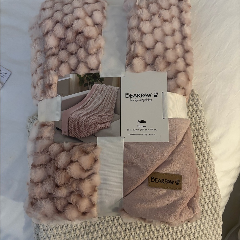 BearPaw Blush Pink Textured Throw